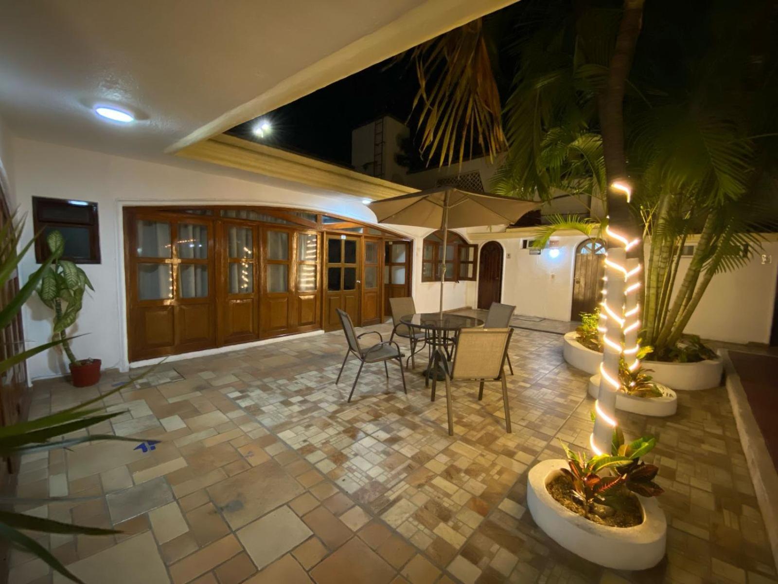 Hotel Boutique La Pergola Manzanillo Exterior foto
